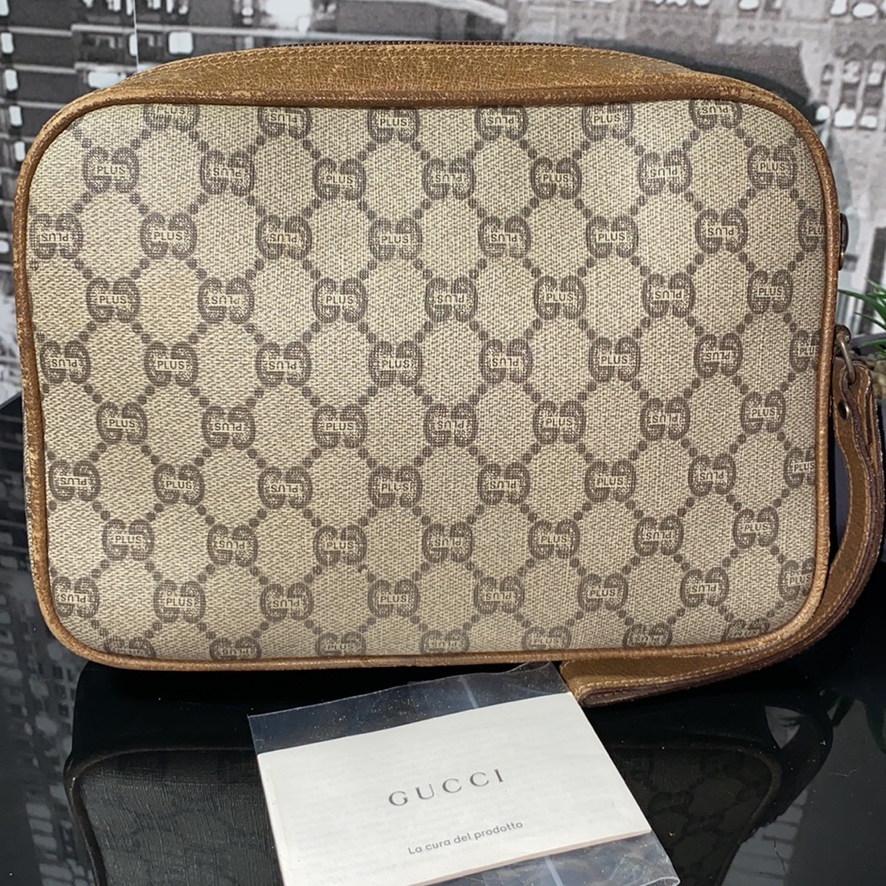 SOLDAuthentic Gucci GG Plus Bag - Picture 5 of 16
